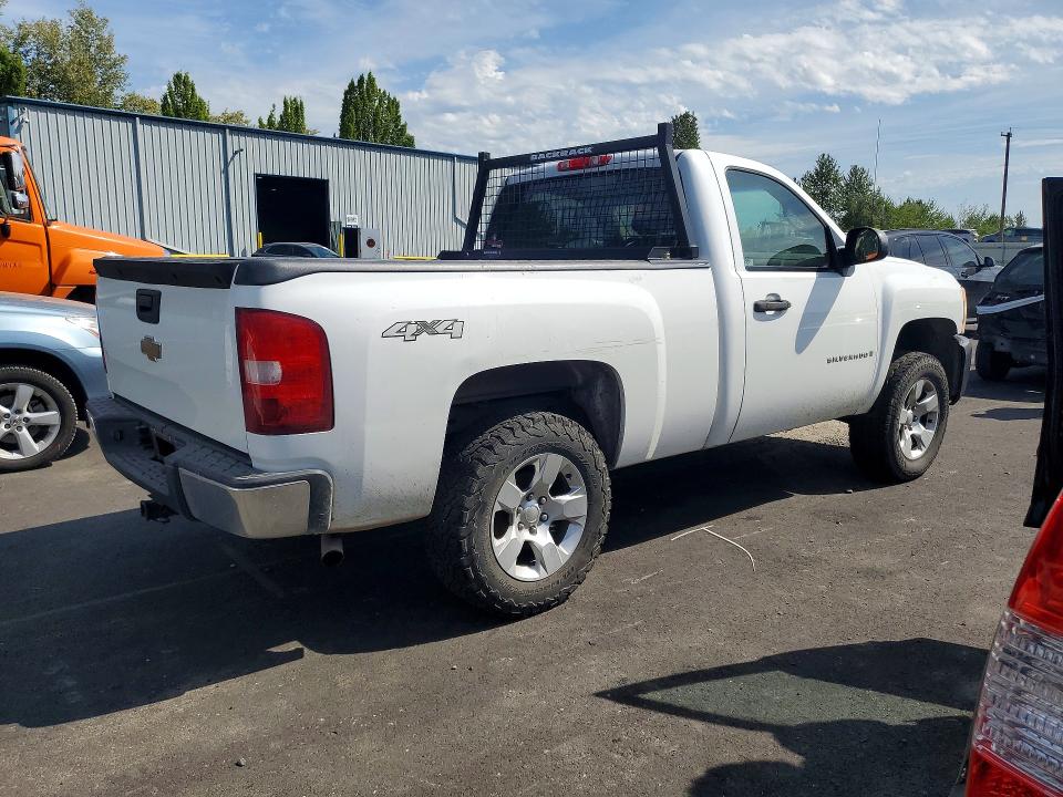 Photo 3 from auction – 2007 CHEVROLET SILVERADO with VIN 1GCEK14087Z556529