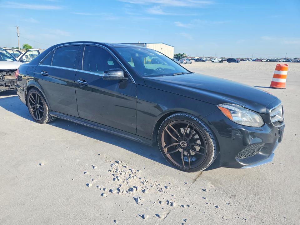 Photo 4 from auction – 2016 MERCEDES-BENZ E with VIN WDDHF5KB1GB280402