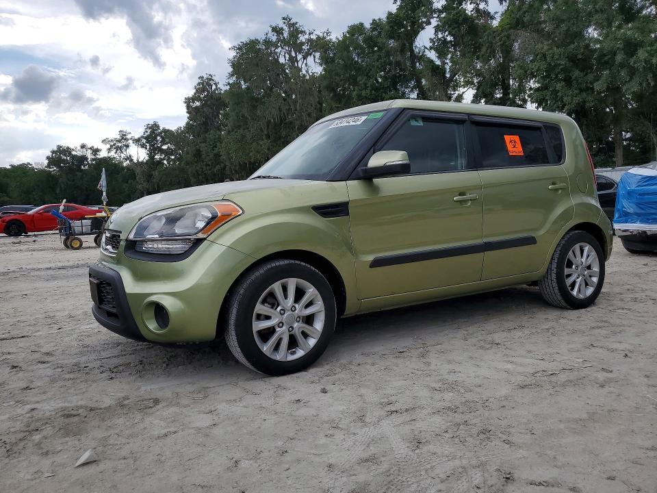 KIA SOUL 2013 with VIN KNDJT2A62D7592153 - Photo from auction