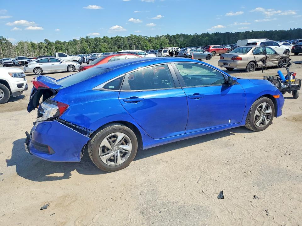 Photo 3 from auction – 2019 HONDA CIVIC with VIN 2HGFC2F67KH540390
