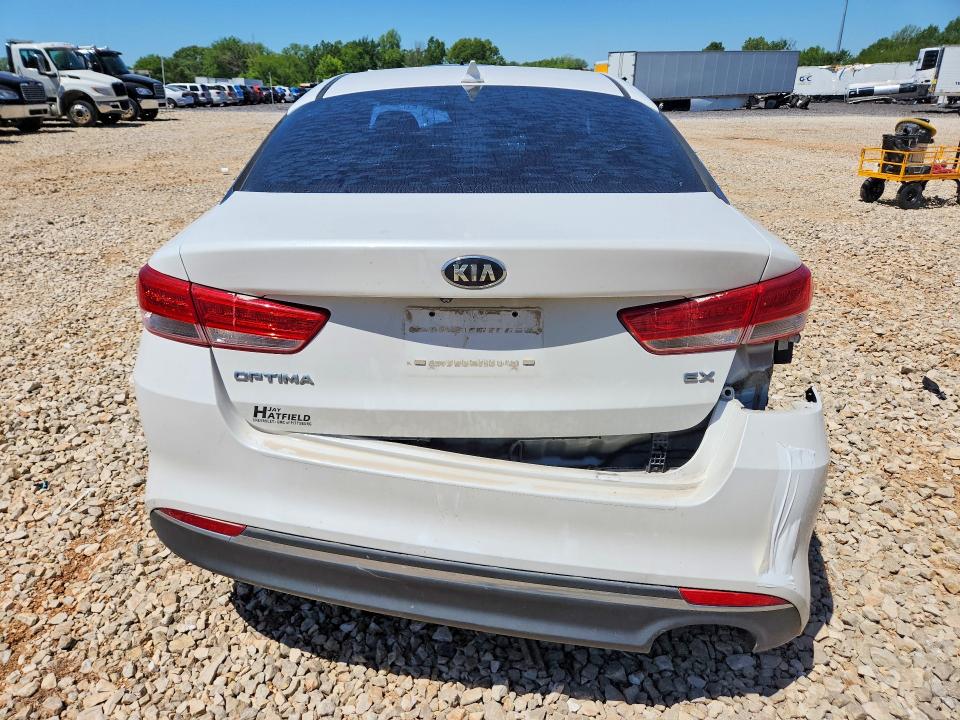 Photo 6 from auction – 2016 KIA OPTIMA with VIN 5XXGU4L3XGG117318