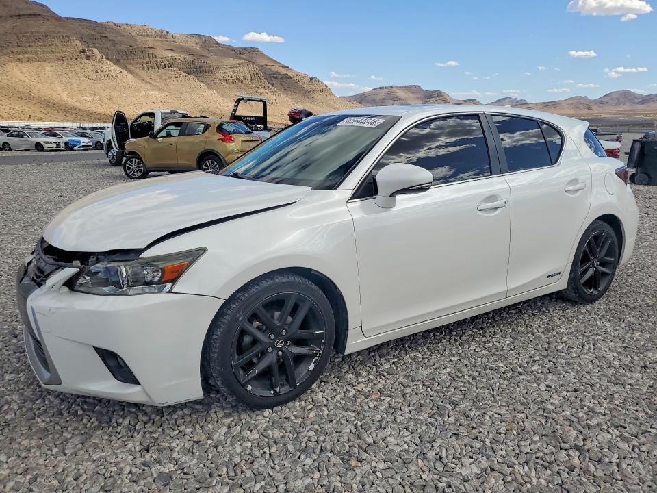 LEXUS CT 2015 with VIN JTHKD5BH9F2234176 - Photo from auction