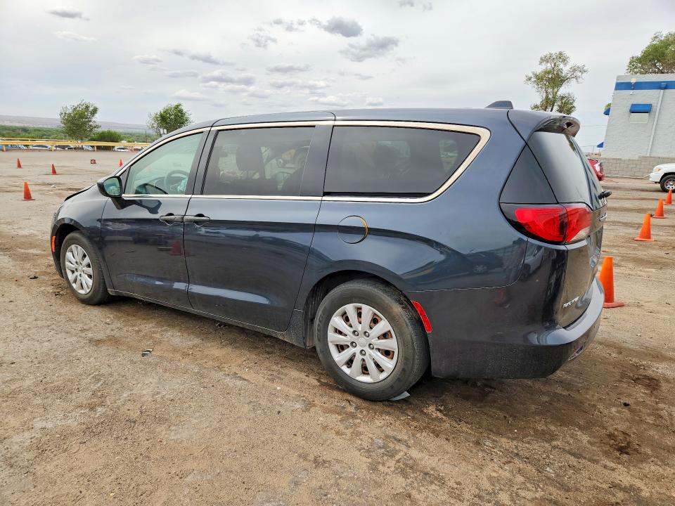 Photo 2 from auction – 2019 CHRYSLER PACIFICA with VIN 2C4RC1AG9KR628390