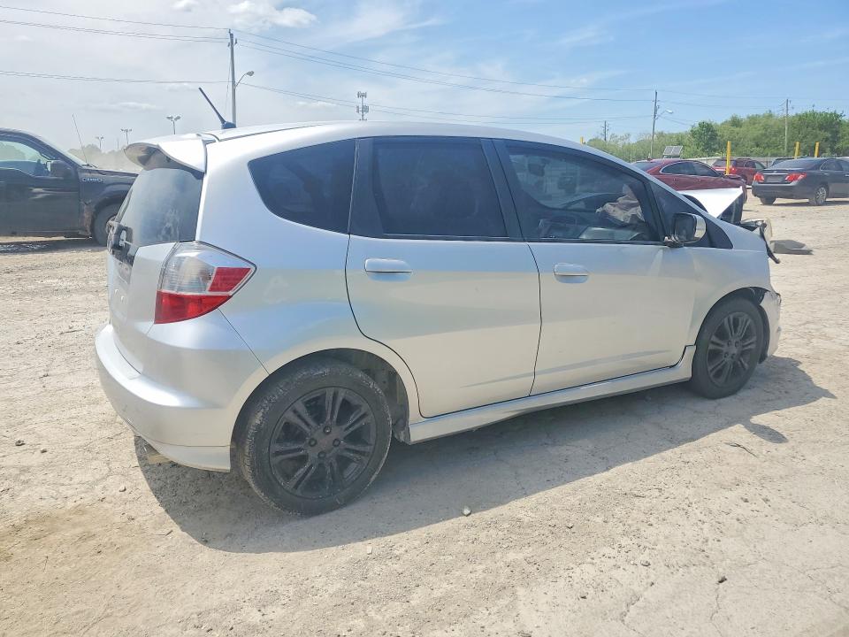 Photo 3 from auction – 2011 HONDA FIT with VIN JHMGE8H54BC017771