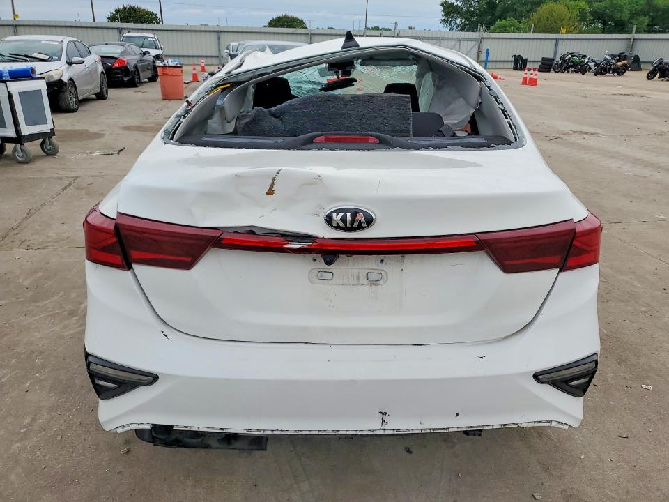 Photo 6 from auction – 2021 KIA FORTE with VIN 3KPF24AD9ME323697