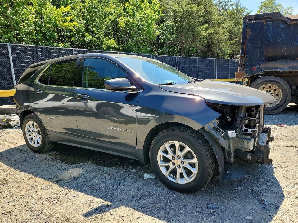Photo 4 from auction – 2020 CHEVROLET EQUINOX with VIN 2GNAXKEV2L6183503