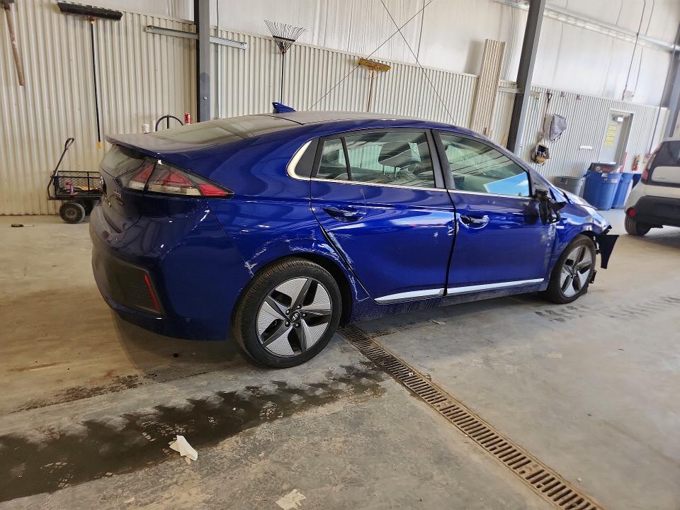 Photo 3 from auction – 2020 HYUNDAI IONIQ with VIN KMHC85LC7LU196407