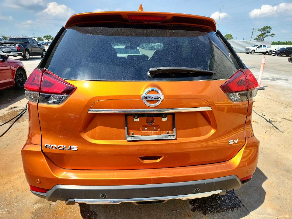 Photo 6 from auction – 2019 NISSAN ROGUE with VIN 5N1AT2MT6KC709802