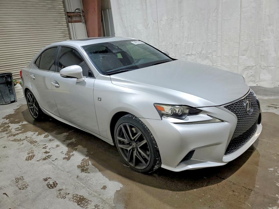 Photo 4 from auction – 2014 LEXUS IS with VIN JTHBE1D28E5013874