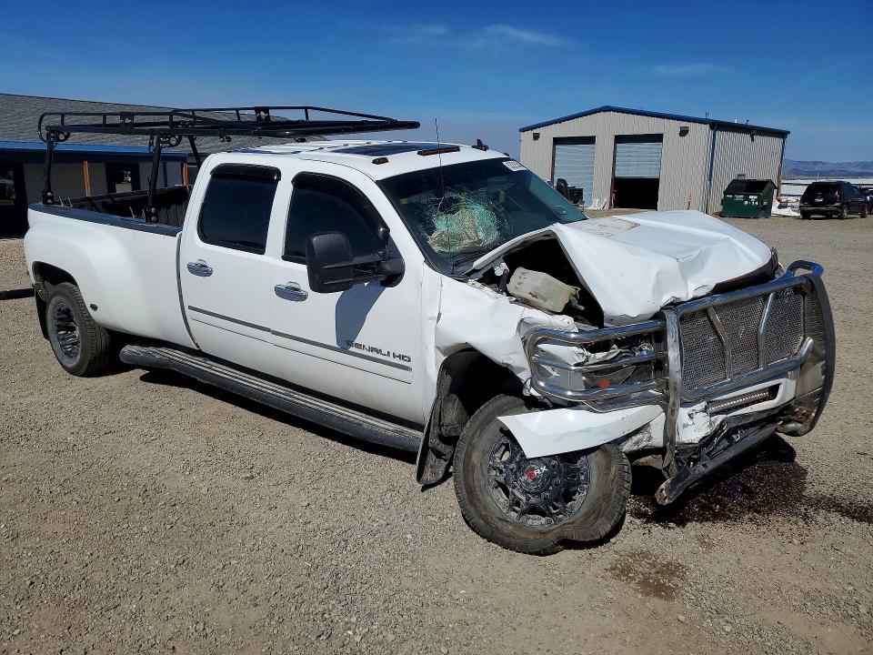 Photo 4 from auction – 2011 GMC SIERRA with VIN 1GT426C85BF150251