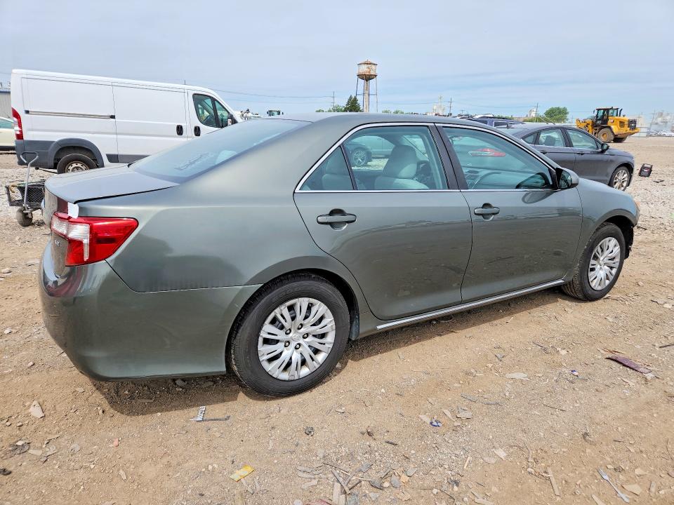 Photo 3 from auction – 2014 TOYOTA CAMRY with VIN 4T4BF1FK2ER436503