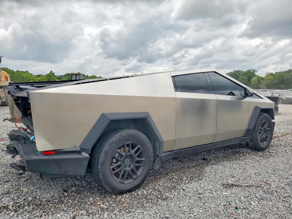 Фото 3 с аукциона – 2025 TESLA CYBERTRUCK с VIN 7G2CEHED8SA061779