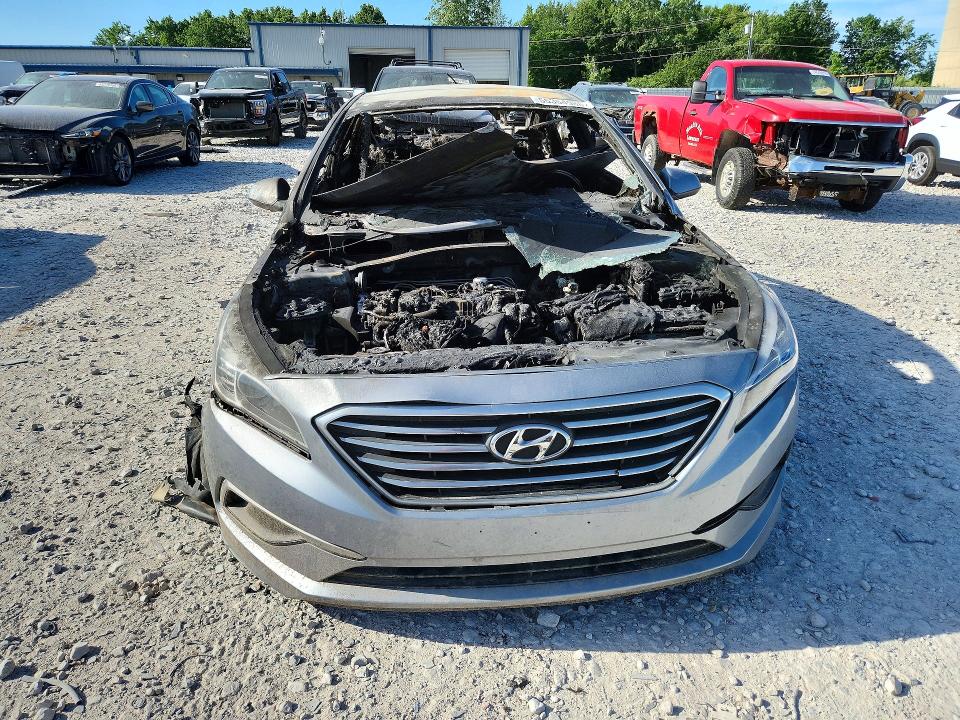 Photo 5 from auction – 2016 HYUNDAI SONATA with VIN 5NPE24AF4GH351422