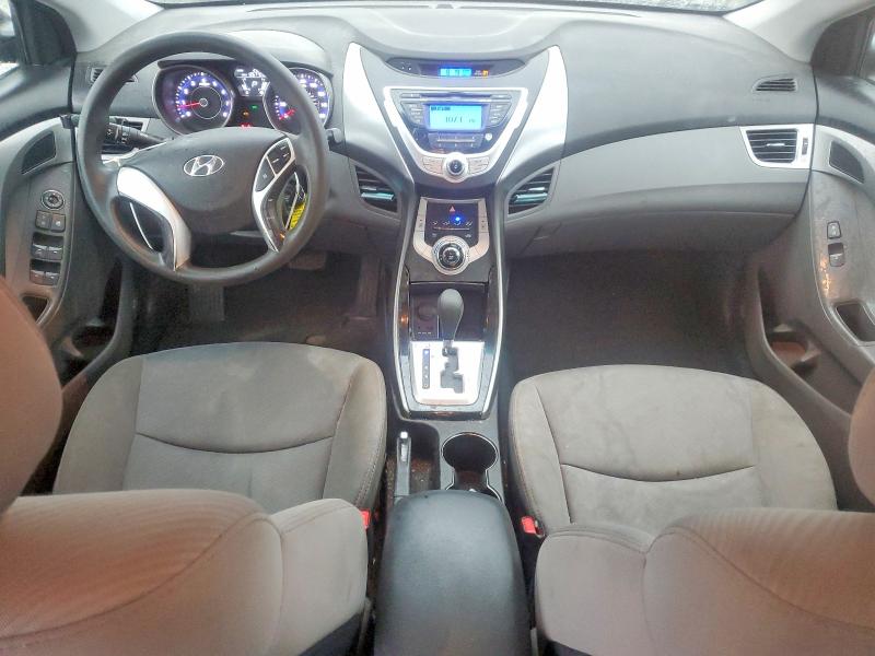 Photo 8 from auction – 2012 HYUNDAI ELANTRA with VIN 5NPDH4AE0CH096053