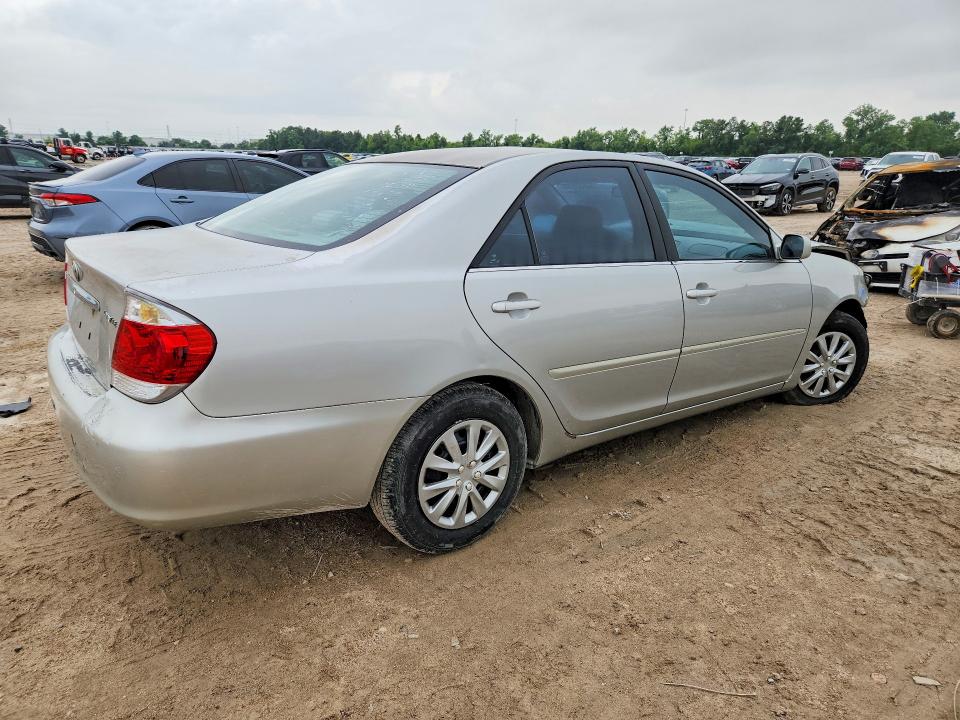 Photo 3 from auction – 2005 TOYOTA CAMRY with VIN 4T1BE32K75U026861