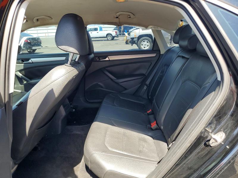 Photo 10 from auction – 2015 VOLKSWAGEN PASSAT with VIN 1VWAS7A36FC100818