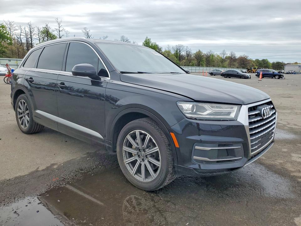 Photo 4 from auction – 2018 AUDI Q7 with VIN WA1LHAF75JD020801