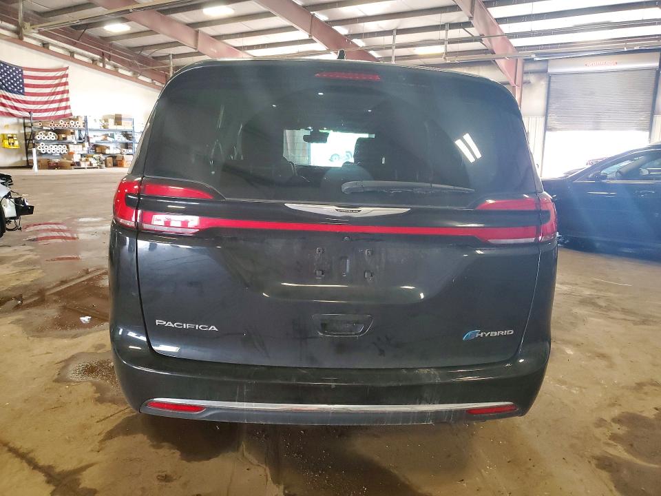 Photo 6 from auction – 2022 CHRYSLER PACIFICA with VIN 2C4RC1L70NR220846