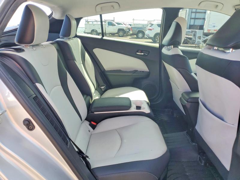 Photo 11 from auction – 2017 TOYOTA PRIUS PRIME with VIN JTDKARFP5H3044133
