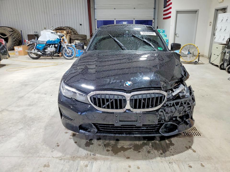 Photo 5 from auction – 2019 BMW 330XI with VIN WBA5R7C52KAJ79695