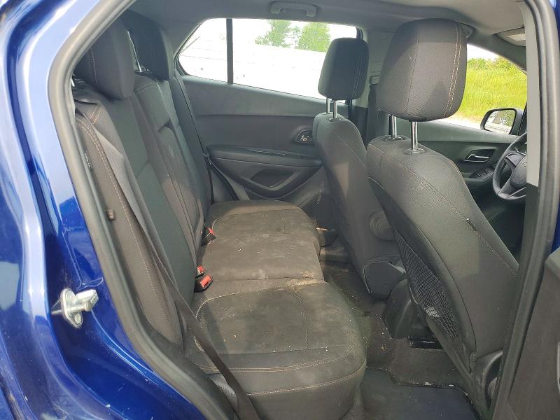 Photo 11 from auction – 2017 CHEVROLET TRAX with VIN 3GNCJKSB9HL187670