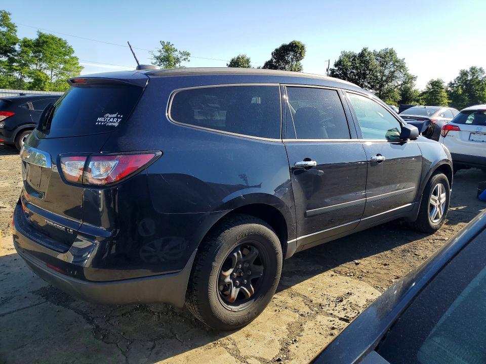 Photo 3 from auction – 2016 CHEVROLET TRAVERSE with VIN 1GNKVFKD9GJ131047