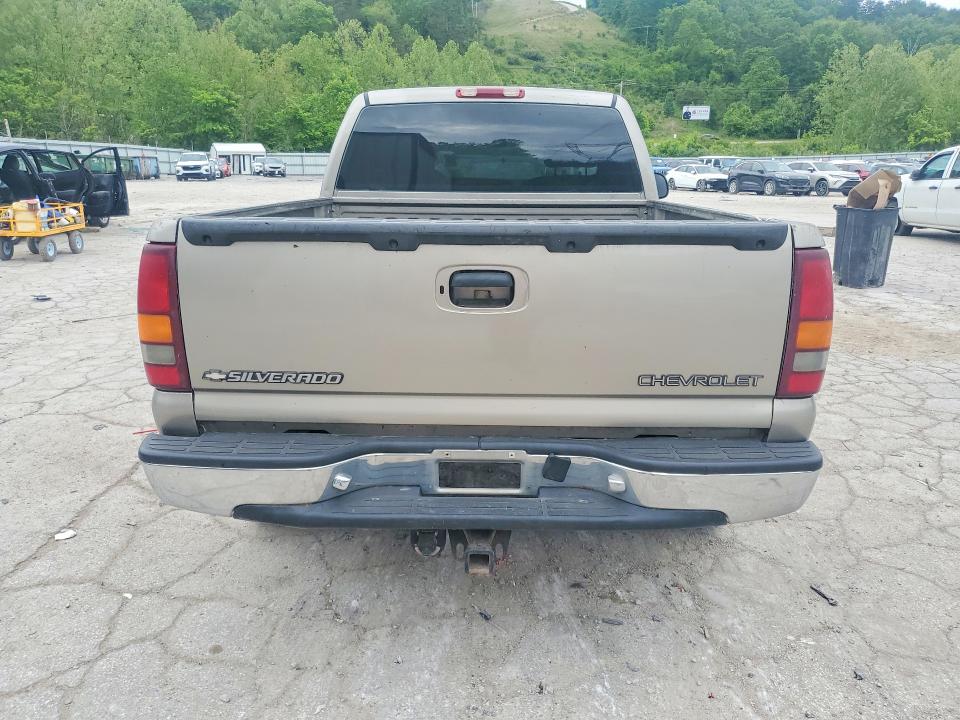 Photo 6 from auction – 2000 CHEVROLET SILVERADO with VIN 1GCEC14T5YZ111576