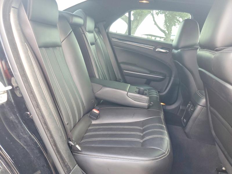 Photo 10 from auction – 2023 CHRYSLER 300 with VIN 2C3CCABG6PH647002