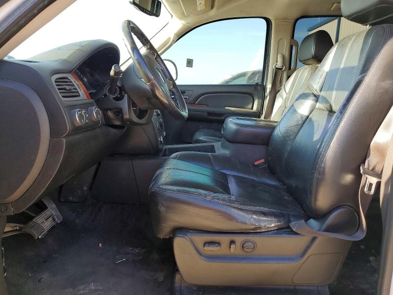Photo 7 from auction – 2008 GMC YUKON with VIN 1GKFK63818J130212