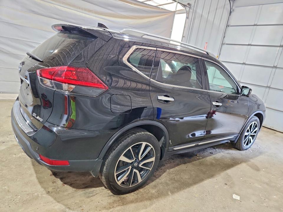 Photo 3 from auction – 2019 NISSAN ROGUE with VIN 5N1AT2MV0KC816409