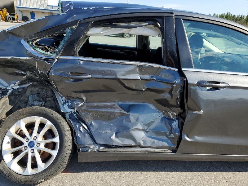Photo 10 from auction – 2020 FORD FUSION with VIN 3FA6P0LU9LR158125