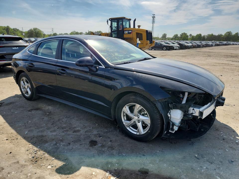 Photo 4 from auction – 2020 HYUNDAI SONATA with VIN 5NPEG4JAXLH053344