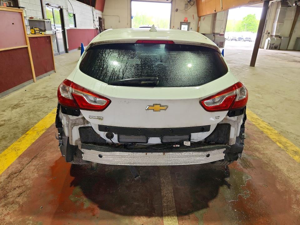 Photo 6 from auction – 2017 CHEVROLET CRUZE with VIN 3G1BE6SM2HS516855