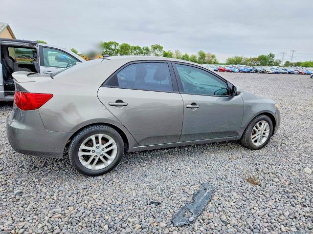 Photo 3 from auction – 2011 KIA FORTE with VIN KNAFU4A2XB5445614