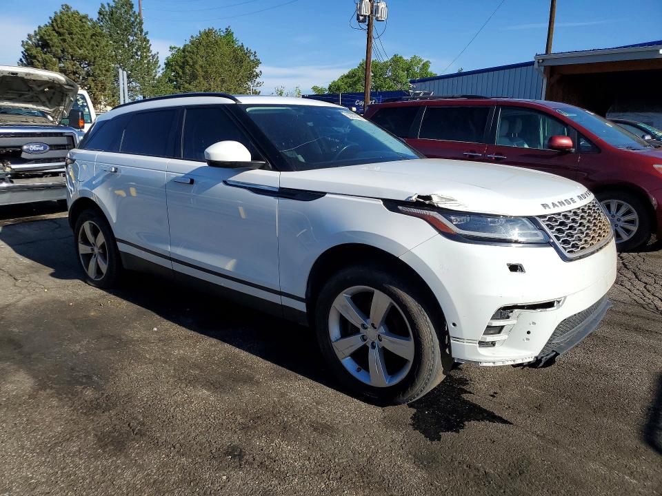 Photo 4 from auction – 2018 LAND ROVER RANGE ROVER VELAR with VIN SALYB2RN7JA772149