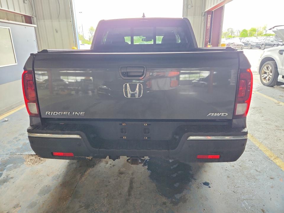 Photo 6 from auction – 2019 HONDA RIDGELINE with VIN 5FPYK3F7XKB035868