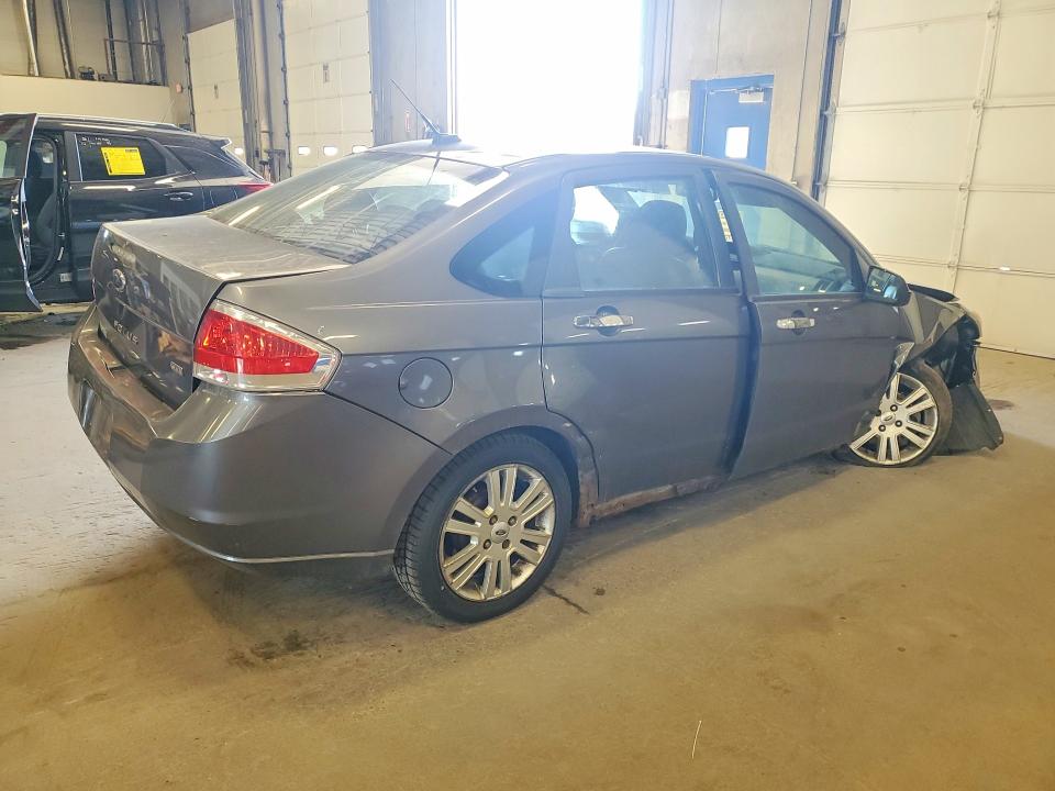 Photo 3 from auction – 2010 FORD FOCUS with VIN 1FAHP3HN5AW264142