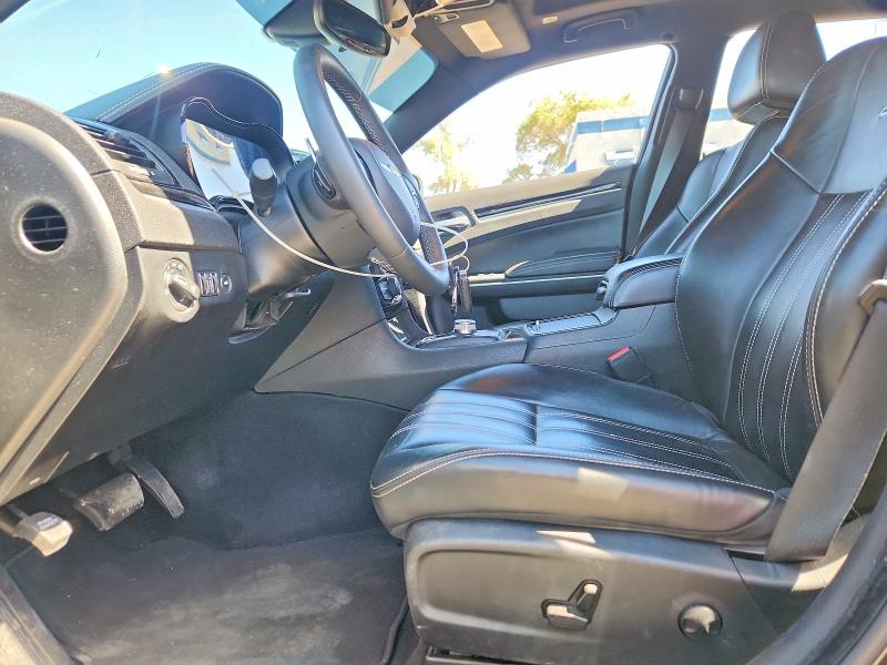Photo 7 from auction – 2023 CHRYSLER 300 with VIN 2C3CCABG0PH637047