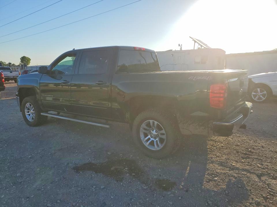 Photo 2 from auction – 2015 CHEVROLET SILVERADO with VIN 3GCUKREC5FG255069