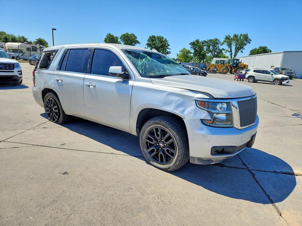 Photo 4 from auction – 2016 CHEVROLET TAHOE with VIN 1GNSCBKC2GR471969