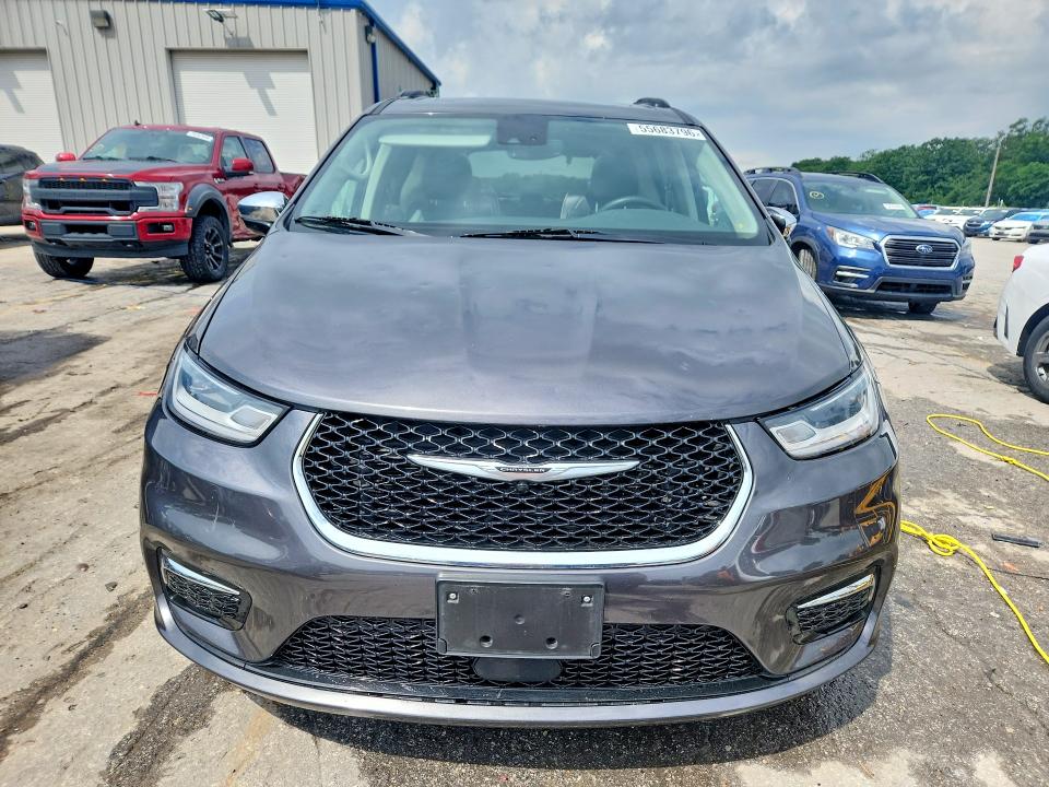 Photo 5 from auction – 2023 CHRYSLER PACIFICA with VIN 2C4RC1GG5PR536269