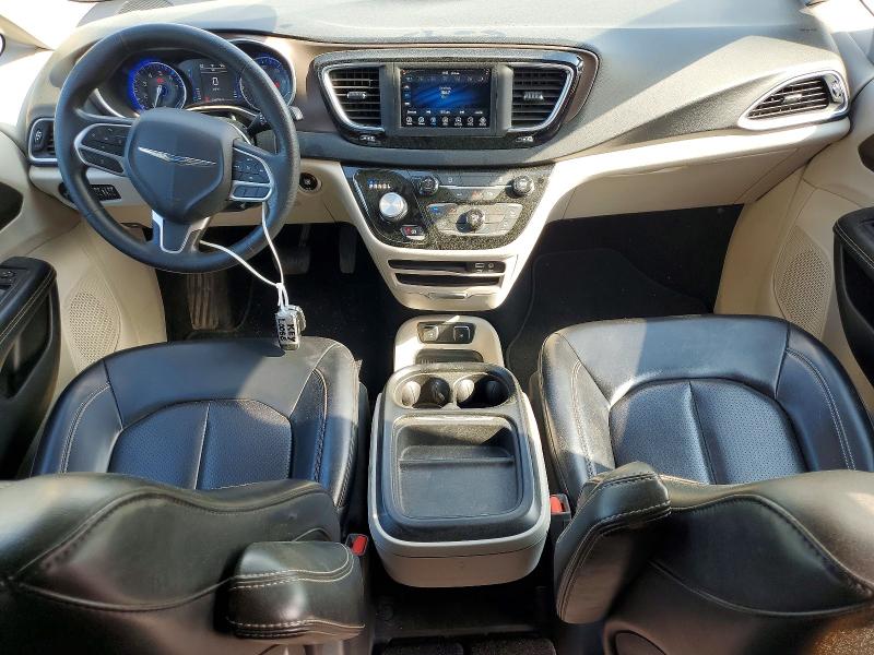 Photo 8 from auction – 2020 CHRYSLER VOYAGER with VIN 2C4RC1DG7LR163315