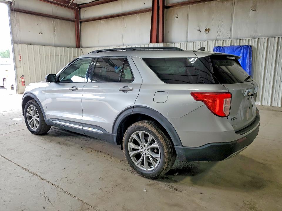 Photo 2 from auction – 2021 FORD EXPLORER with VIN 1FMSK8DH7MGC27681