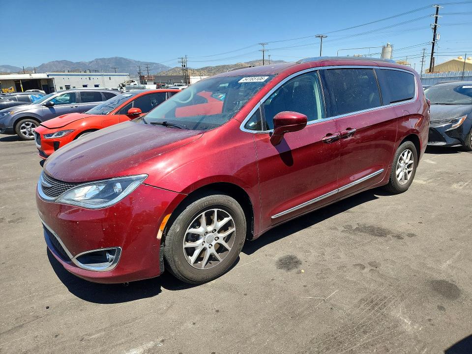 CHRYSLER PACIFICA 2020 with VIN 2C4RC1BG7LR276992 - Photo from auction