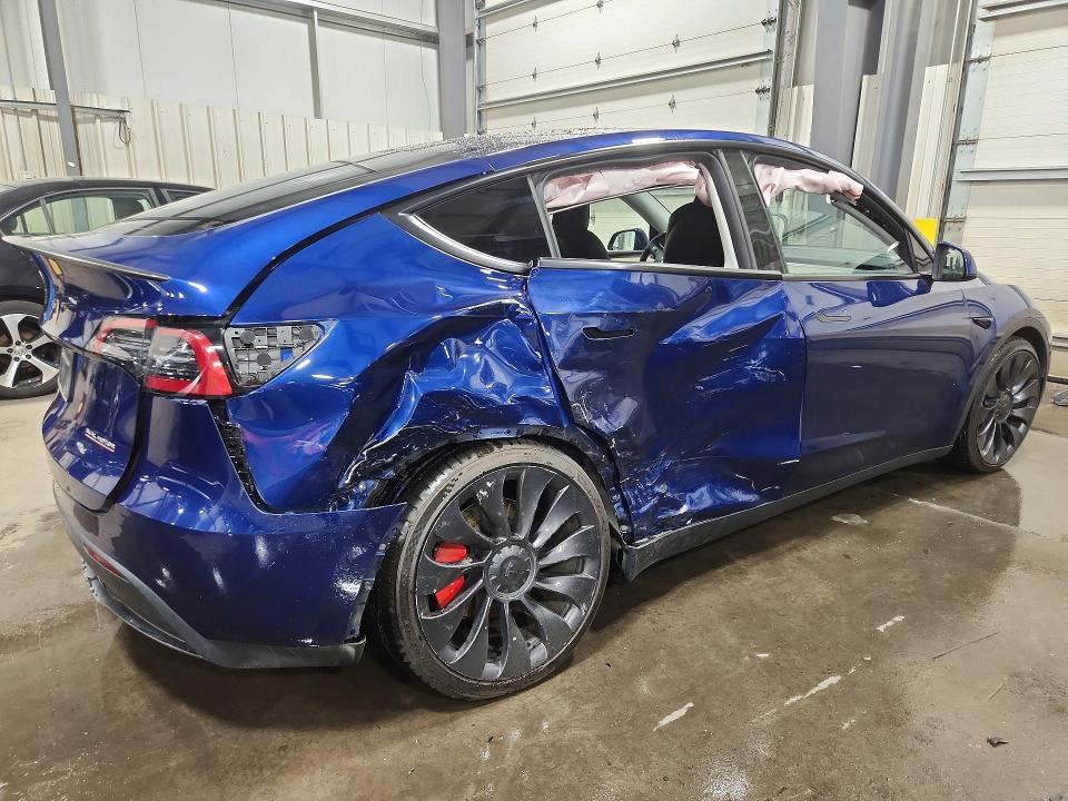 Photo 3 from auction – 2023 TESLA MODEL Y with VIN 7SAYGDEF5PF827347