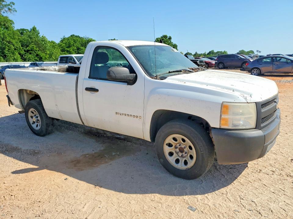 Photo 4 from auction – 2007 CHEVROLET SILVERADO with VIN 1GCEC14C07Z591735