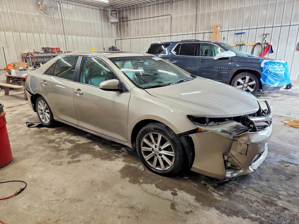 Photo 4 from auction – 2014 TOYOTA CAMRY with VIN 4T1BK1FK8EU027590
