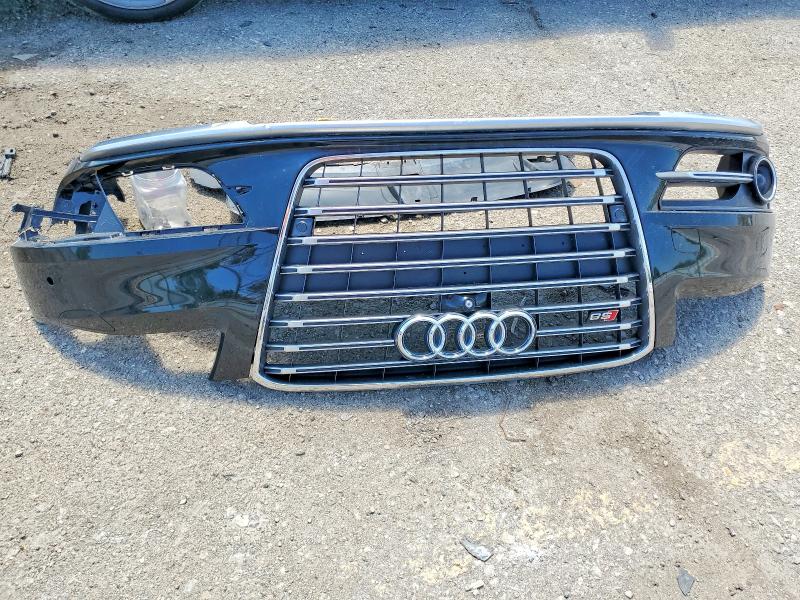 Photo 12 from auction – 2013 AUDI S8 with VIN WAUD2AFD7DN029657