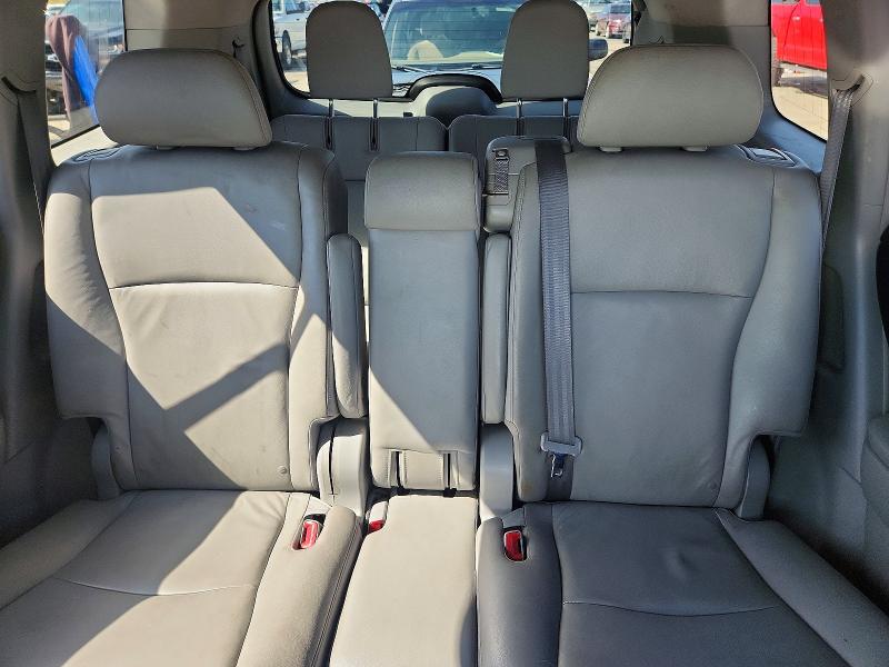 Photo 10 from auction – 2011 TOYOTA HIGHLANDER with VIN JTEBC3EH2B2002352