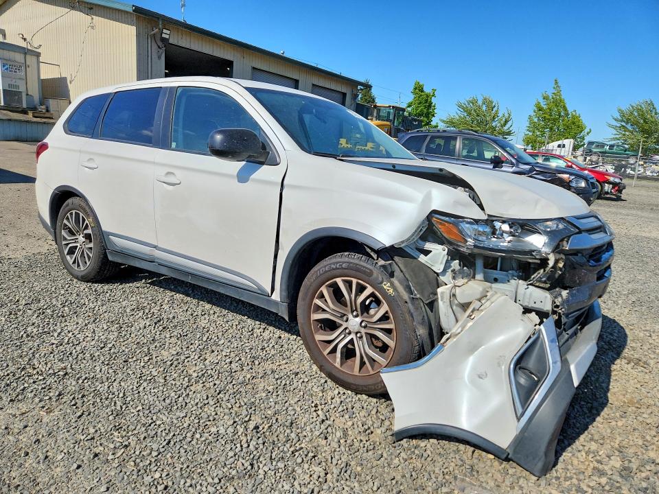 Photo 4 from auction – 2016 MITSUBISHI OUTLANDER with VIN JA4AD2A31GZ009903